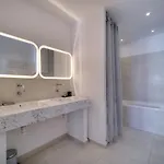 Apartmán Superbe 2 Balcon, Coeur De Cannes- Centre A2b233 *