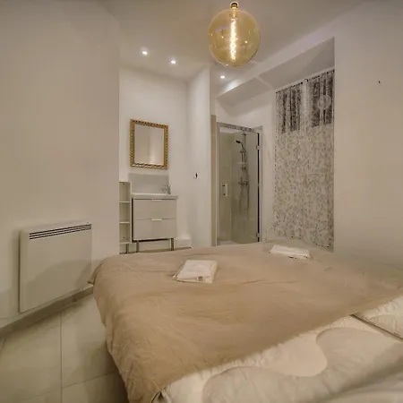 Superbe 2 Balcon, Coeur De Cannes- Centre A2b233 * كان